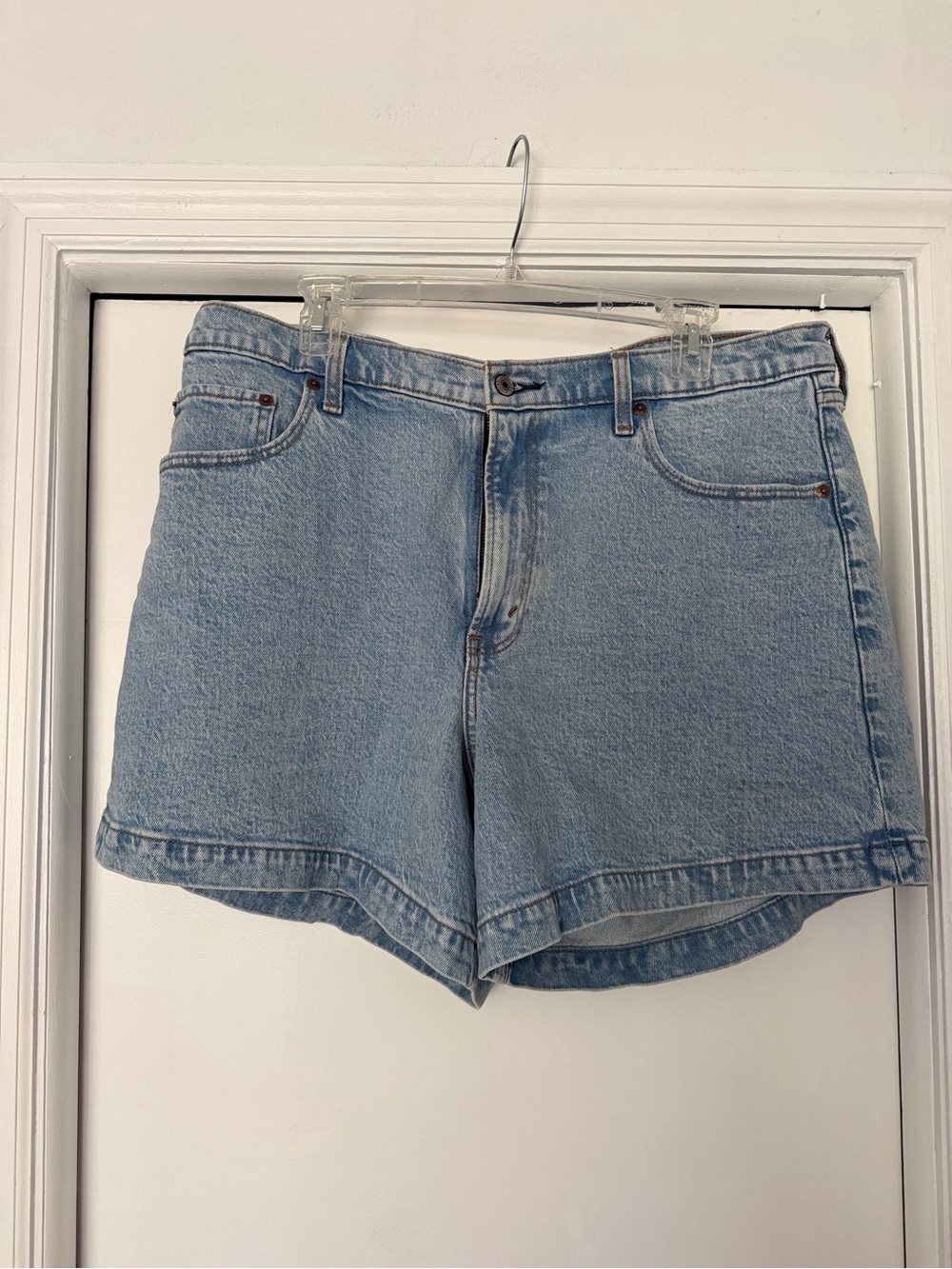 Abercrombie & Fitch The Dad Short High Rise - Size 16 / 33